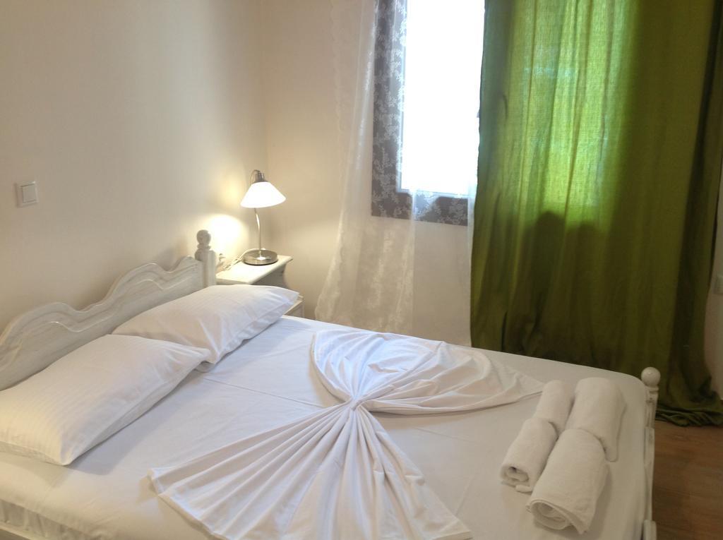 Villa Chrisanthi Parga Quarto foto